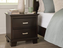 Load image into Gallery viewer, Covetown Full Panel Bed with Mirrored Dresser, Chest and 2 Nightstands
