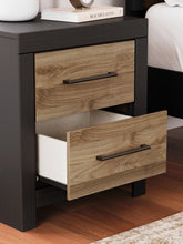 Load image into Gallery viewer, Vertani Full Panel Bed with 2 Nightstands
