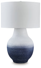 Load image into Gallery viewer, Dashland Metal Table Lamp (1/CN)
