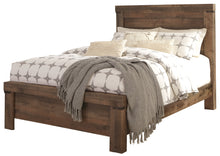 Load image into Gallery viewer, Trinell King Panel Bed with Dresser, Chest and 2 Nightstands
