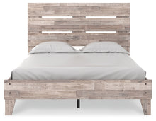 Load image into Gallery viewer, Neilsville Queen Platform Bed with Dresser, Chest and Nightstand
