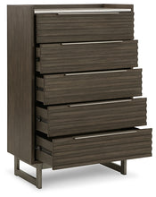 Load image into Gallery viewer, Arkenton California King Panel Bed with Mirrored Dresser, Chest and 2 Nightstands

