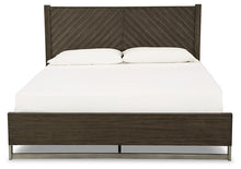 Load image into Gallery viewer, Arkenton California King Panel Bed with Mirrored Dresser, Chest and 2 Nightstands
